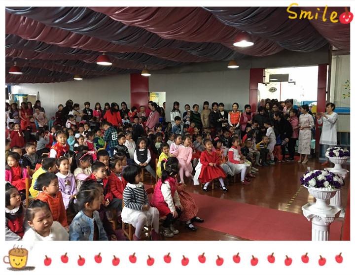 巾幗秀旗袍，幼兒送祝福——日輝臺(tái)幼兒園慶三八主題活動(dòng)