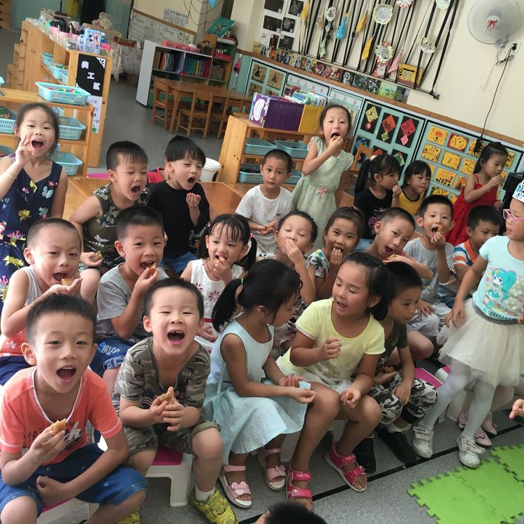 濃濃中秋情，歡樂迎國(guó)慶